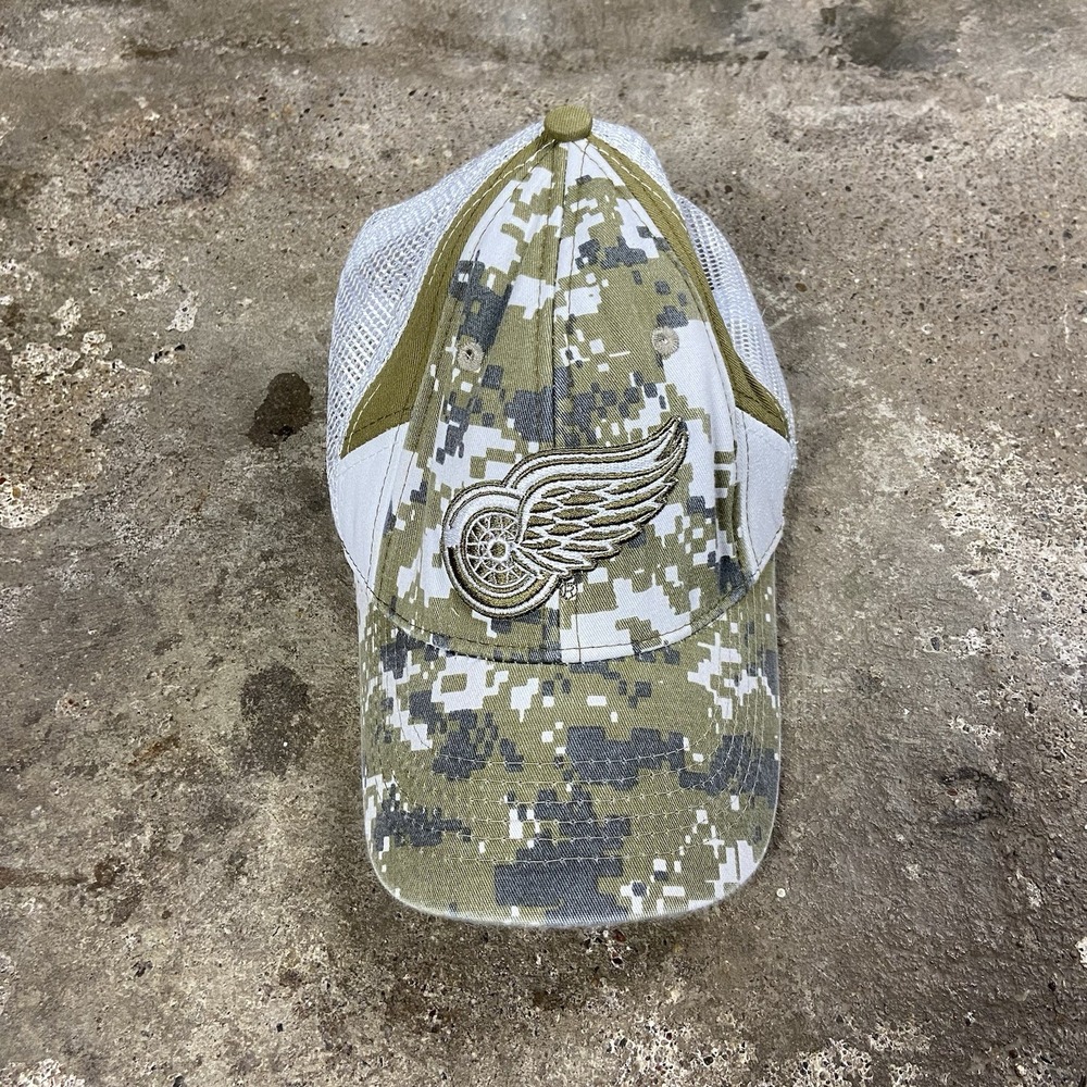 Melonwear Detroit Redwings Cap Strap Back Adjustable Digital Camo Print USO Logo